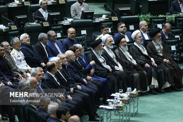 مراسم بزرگداشت شهدای خدمت در مجلس شورای اسلامی
