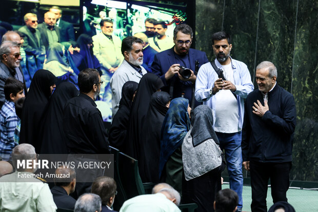 مراسم بزرگداشت شهدای خدمت در مجلس شورای اسلامی