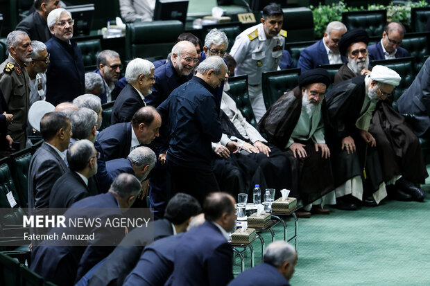 مراسم بزرگداشت شهدای خدمت در مجلس شورای اسلامی