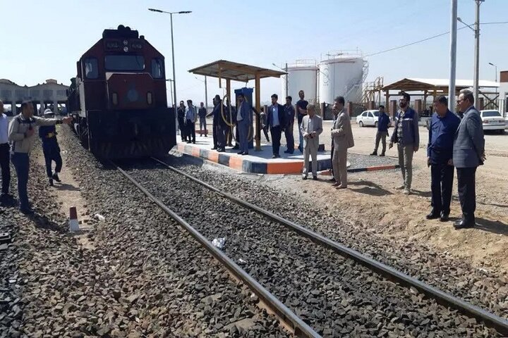 استقرار ۲ریلباس ۲۴ ساعته درخرمشهر برای جابهجایی رایگان زائران اربعین