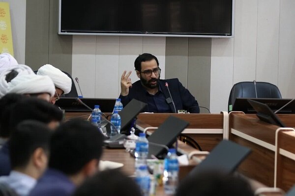 استقلال سیاسی دستاورد بزرگ جمهوری اسلامی ایران است