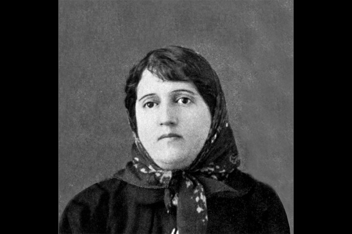 «خانوادههای الهام بخش»؛ ستاره پروین در ادبیات ایران «خانوادههای الهام بخش»؛ ستاره پروین در ادبیات ایران