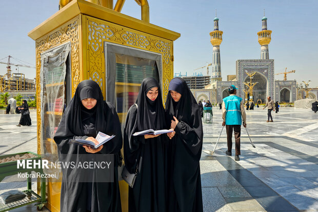حال و هوای حرم رضوی در روز زیارتی مخصوص امام رضا(ع)