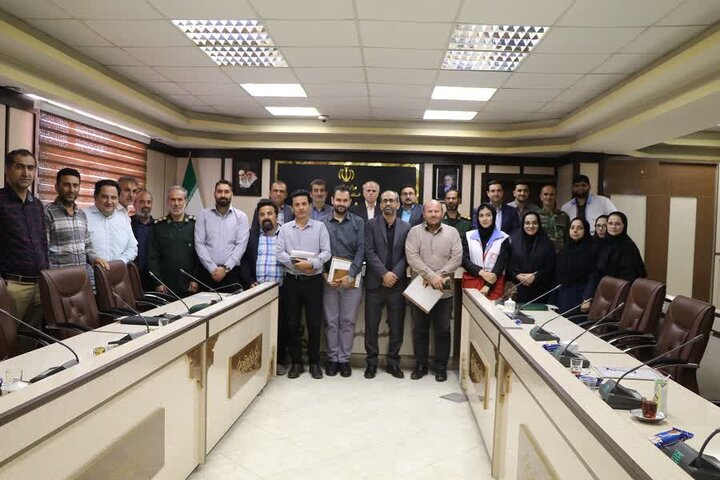 روابط عمومیها در خط مقدم ارتباط با جامعه قرار دارند