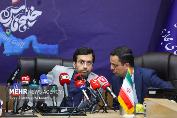 نشست هم اندیشی پیگیری حقوقی تحریف نام خلیج فارس توسط گوگل