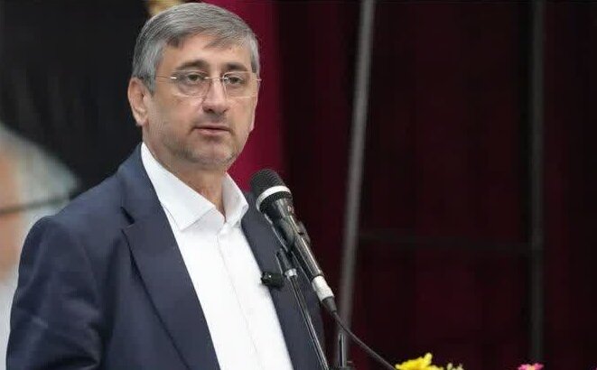 شاهرخی:از عقبماندگیها گلایهمندیم،امااقدامات وزارت راه امیدآفرین است شاهرخی:از عقبماندگیها گلایهمندیم،امااقدامات وزارت راه امیدآفرین است