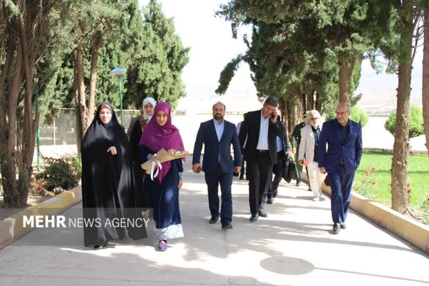 سفر معاون هنری وزیر فرهنگ و ارشاد اسلامی به لرستان