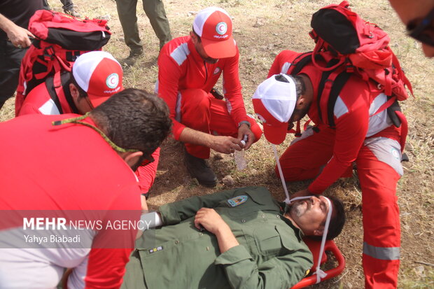 مانور بزرگ اطفا حریق در جنگل‌ها و مراتع کرمانشاه