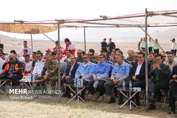 مانور بزرگ اطفا حریق در جنگل‌ها و مراتع کرمانشاه