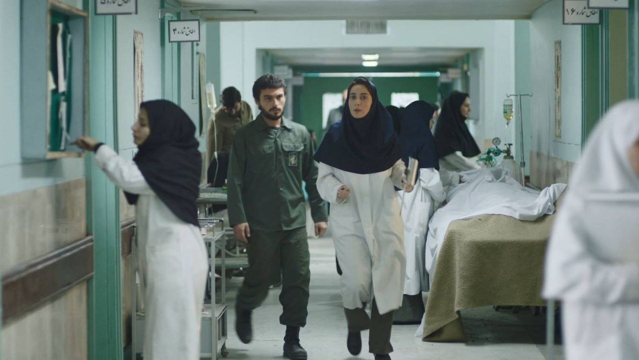 فيلم،روايت،مقدس،دفاع،فتح،بنياد،سينمايي،خرداد،مهر،سينماي،انجمن