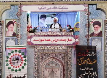 اعتماد به دشمنان اقدامی خلاف منافع ملت‌ها است