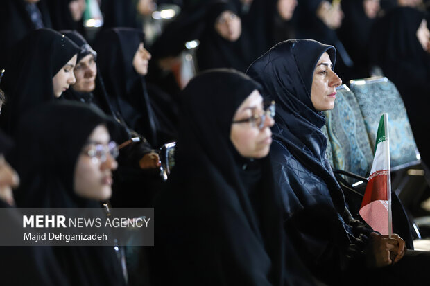 مراسم بزرگداشت شهید رئیسی و شهدای خدمت در یزد