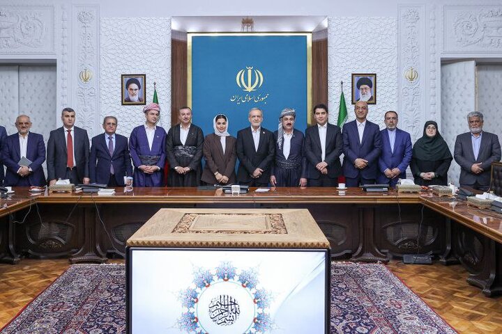 Pezeshkian attends meeting with Iraqi Kurdistan governors