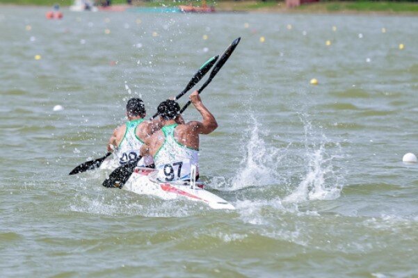 بندرخمیر قابلیت تبدیل به قطب ورزشهای آبی و ساحلی را دارد