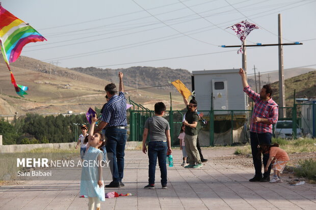 پرواز شادی کودکان بر فراز سراب قنبر