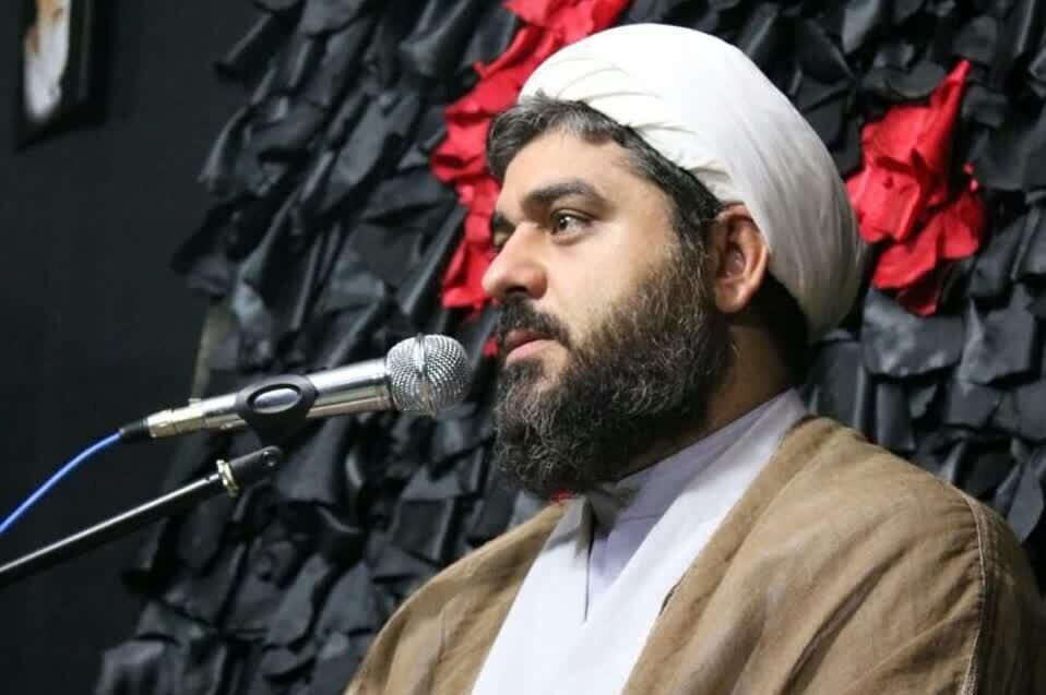 شهيد،رئيسي،مشي،اشاره،مخلص،بندگي،روحيه،رضايت،خداوند،قم،اخلاقي ...