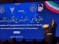 Iran offers to host independent port offices for neighbors