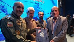 خانواده‌های شهدا و قهرمانان عملیات بیت المقدس هوانیروز تجلیل شدند