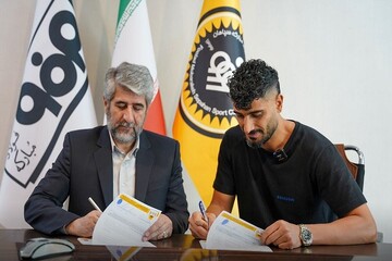 زکی‌پور دو سال دیگر در سپاهان ماند