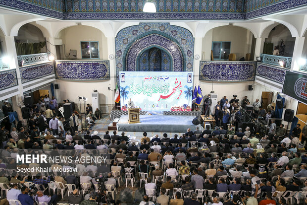 رییس مجلس شورای اسلامی به خرمشهر