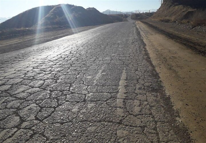 محرومیت و تخریب؛ سهم «دندی» از ثروت معدن سرب و روی انگوران