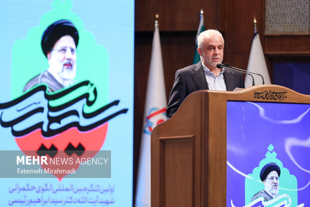 سعید اوحدی معاون رئیس‌جمهور و رئیس بنیاد شهید و امور ایثارگران در اولین کنگره الگوی حکمرانی شهید سید ابراهیم رییسی