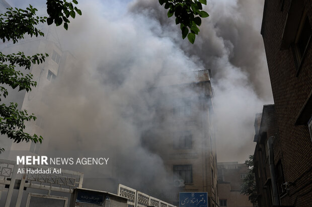 Fire erupts in warehouse of Asia Insurance Building in Tehran
