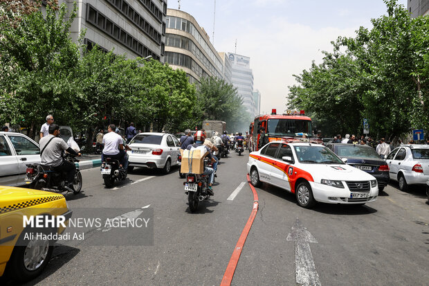 Fire erupts in warehouse of Asia Insurance Building in Tehran
