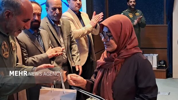 خانواده‌های شهدا و قهرمانان عملیات بیت المقدس هوانیروز تجلیل شدند