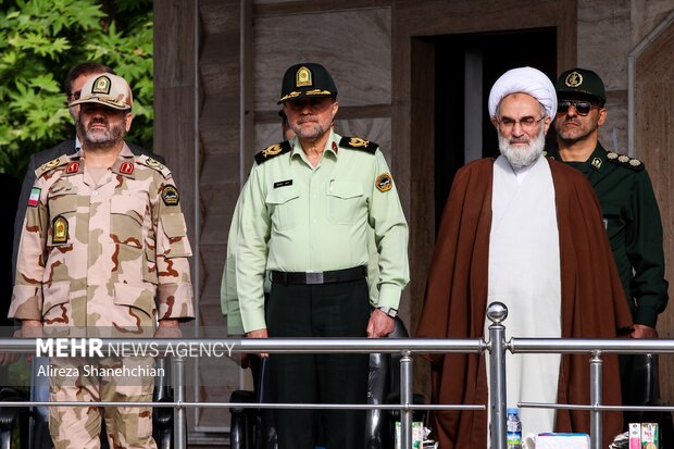 صبحگاه مشترک نیروهای مسلح گیلان
