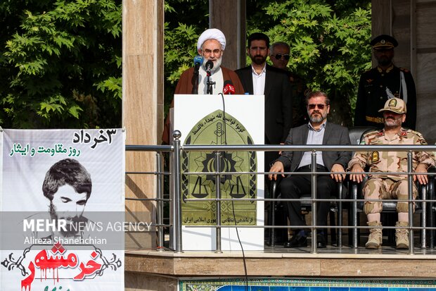 صبحگاه مشترک نیروهای مسلح گیلان