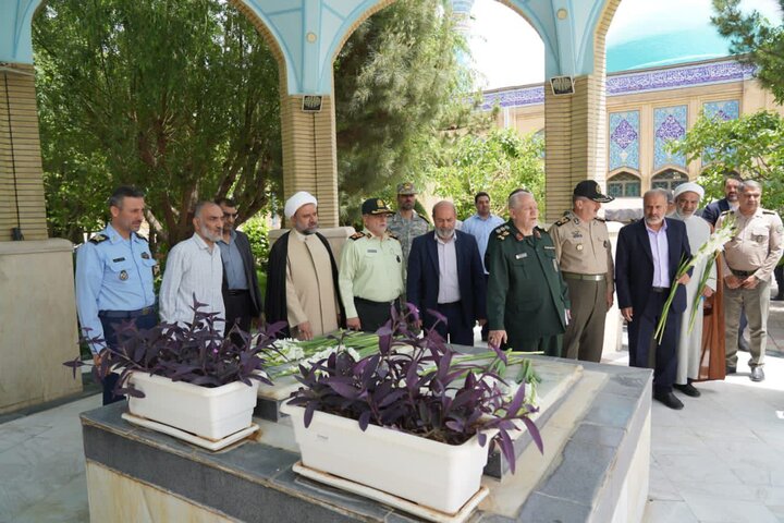 مراسم بزرگداشت سوم خرداد در دانشگاه عالی دفاع ملی برگزار شد