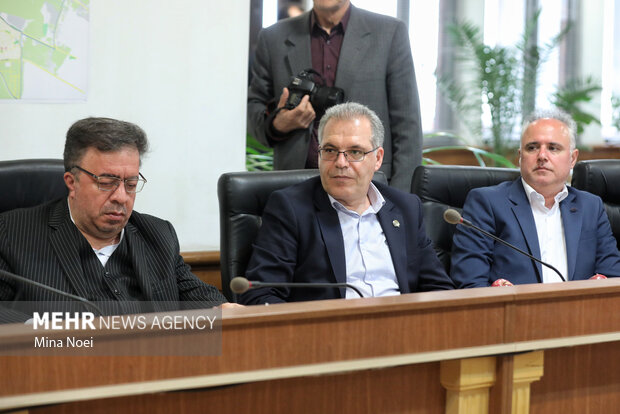 آیین انعقاد تفاهم نامه مالی خط دوم قطار شهری تبریز