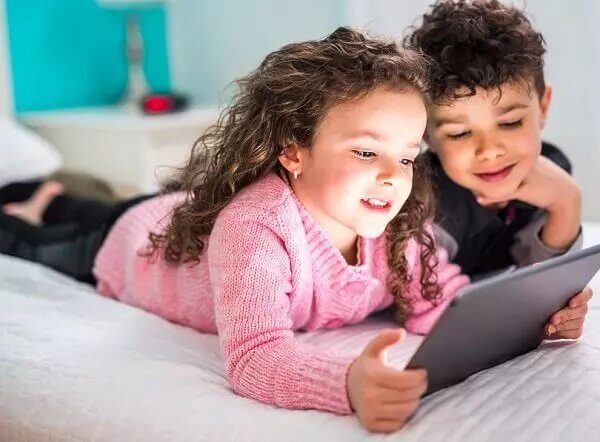 نقش مهم والدین در عدم ابتلا فرزند به سندورم کودک دیجیتال؛حذف جواب نیست