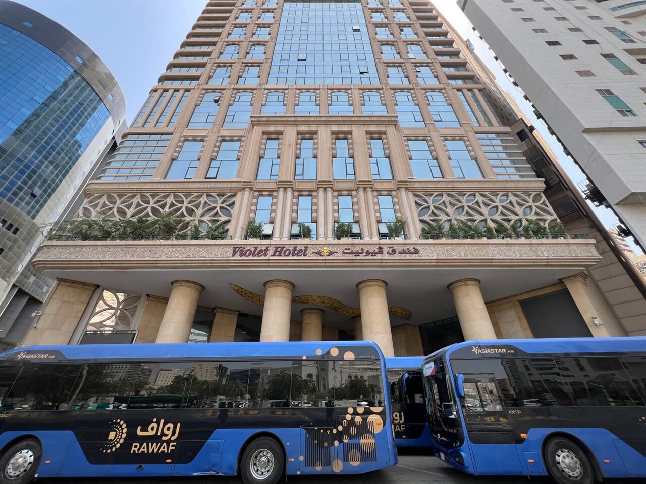 سرو دیزی ایرانی در عربستان + عکس