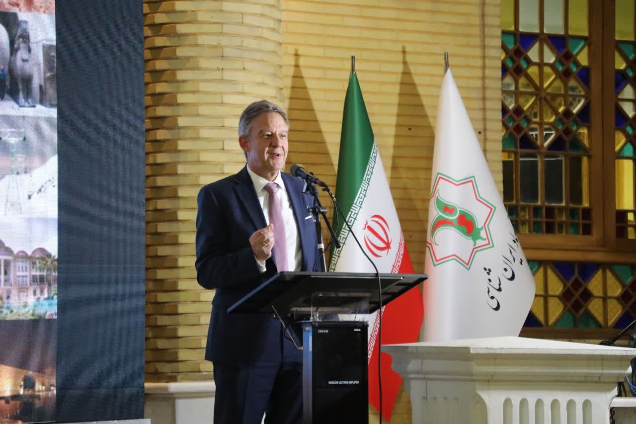 ایران، تاریخ را نه با شمشیر، که با زبان شعر، تمثیل و نغمه نگاشته است
