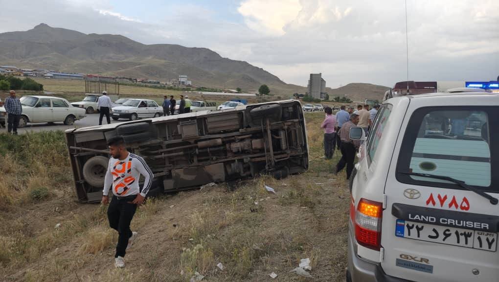 حادثه،واژگوني،محبوبي،بوس