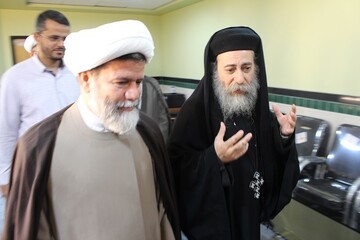 دیدار کشیش مصری با مدیر حوزه علمیه فارس