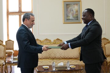 Fildişi Sahili'nin yeni Tahran Büyükelçisi Afrika Günü'nde göreve başladı