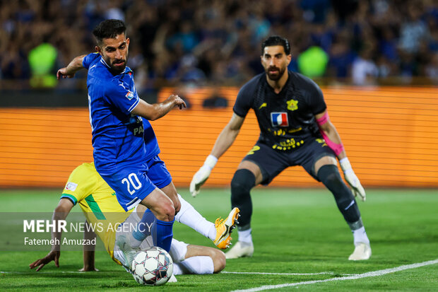 نیمه نهایی جام حذفی فوتبال ایران - استقلال و صنعت نفت