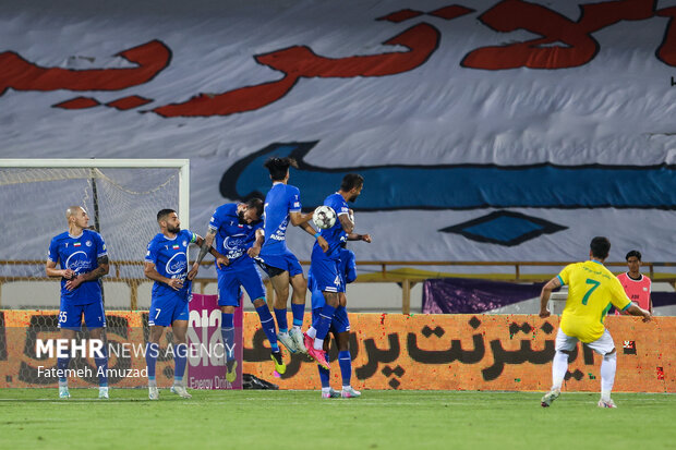 نیمه نهایی جام حذفی فوتبال ایران - استقلال و صنعت نفت