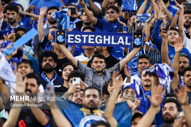 Esteghlal vs Sanat Naft in 2024/25 Hazfi Cup
