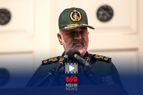سردار سلامی: در جنگ کاملیم هیچ چیز جنگی نیست؛ مردم ما در آرامشند