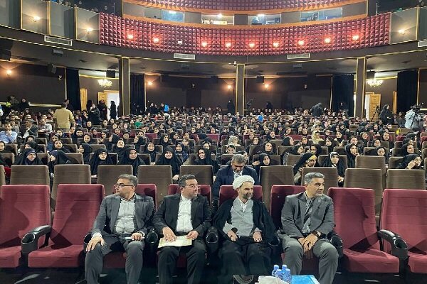 مراسم تحلیف  ٧٠٠ سردفتر اسناد رسمی برگزار شد