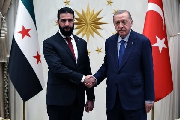 اردوغان در تماس با جولانی: حملات اسرائیل تهدیدی برای منطقه است