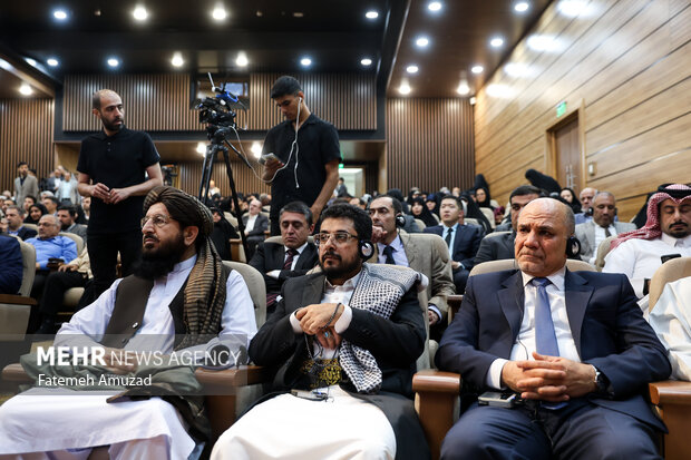 آیین پاسداشت روز مقاومت و پایداری