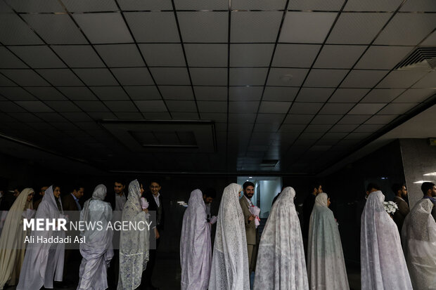 ازدواج ۴۰ زوج دانشجوی دانشگاه علوم پزشکی ایران