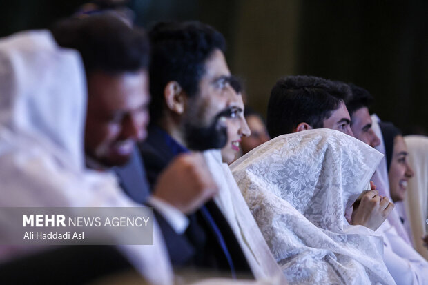 ازدواج ۴۰ زوج دانشجوی دانشگاه علوم پزشکی ایران