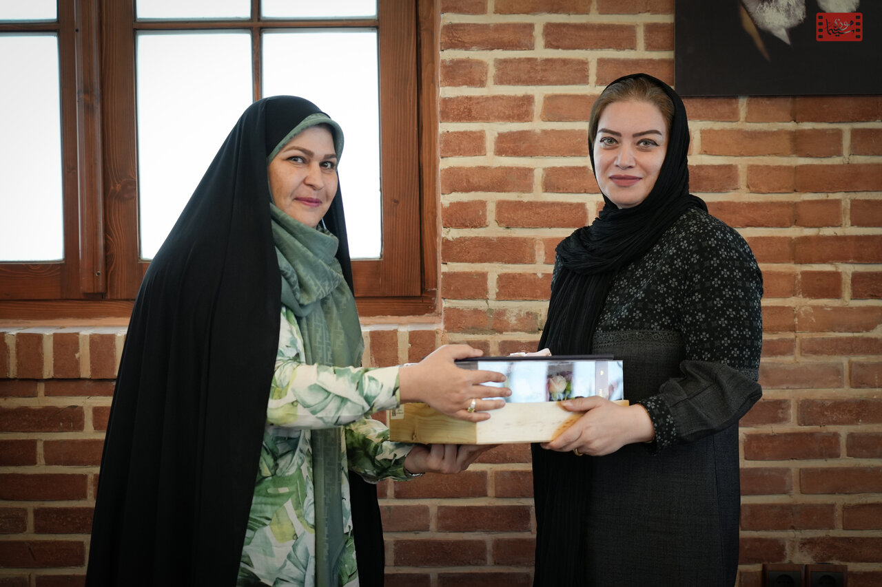 معرفی مدیر نوآوری و ارتباطات و مشاور مدیرعامل موزه سینما 2 معرفی مدیر نوآوری و ارتباطات و مشاور مدیرعامل موزه سینما