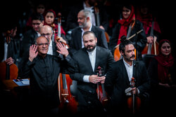 إجراء سمفونية "فلك الافلاك" في طهران